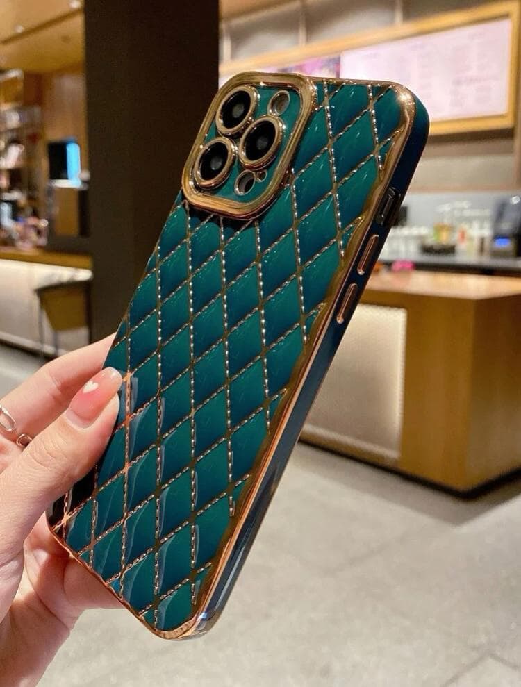 【Iphone15】キルティング　グリーン【ソフトケース】