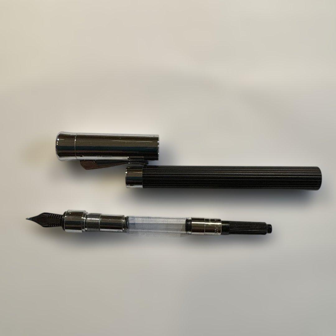 Graf von Faber-Castell 万年筆 シルバー 専用ケース付き