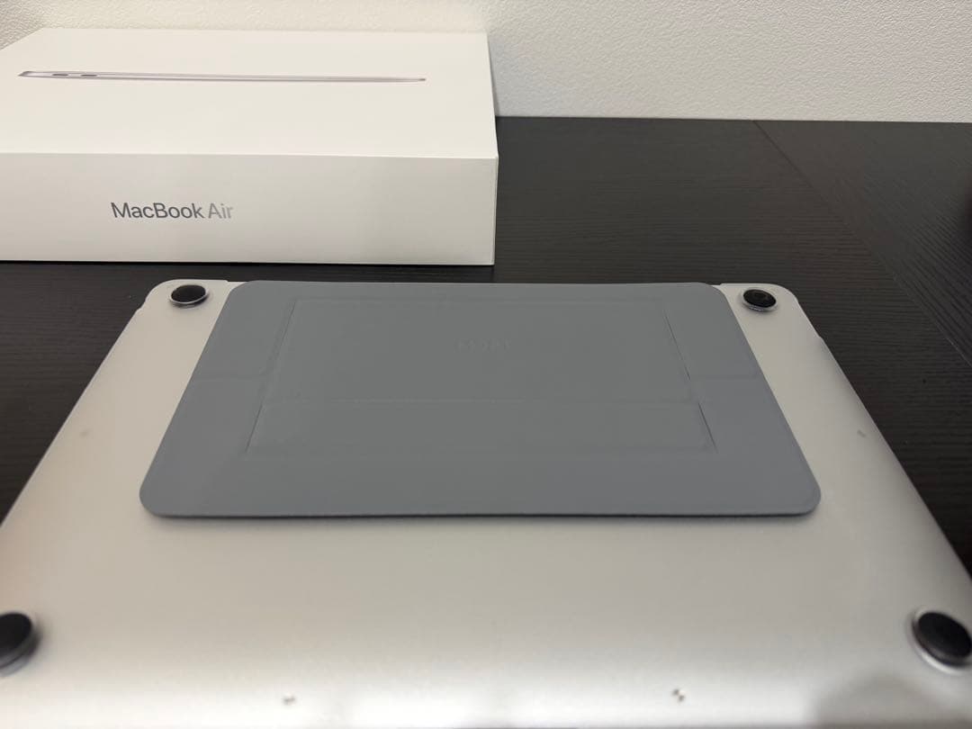 MacBook Air 9 1.1GHz i5 8GB 2020年モデル
