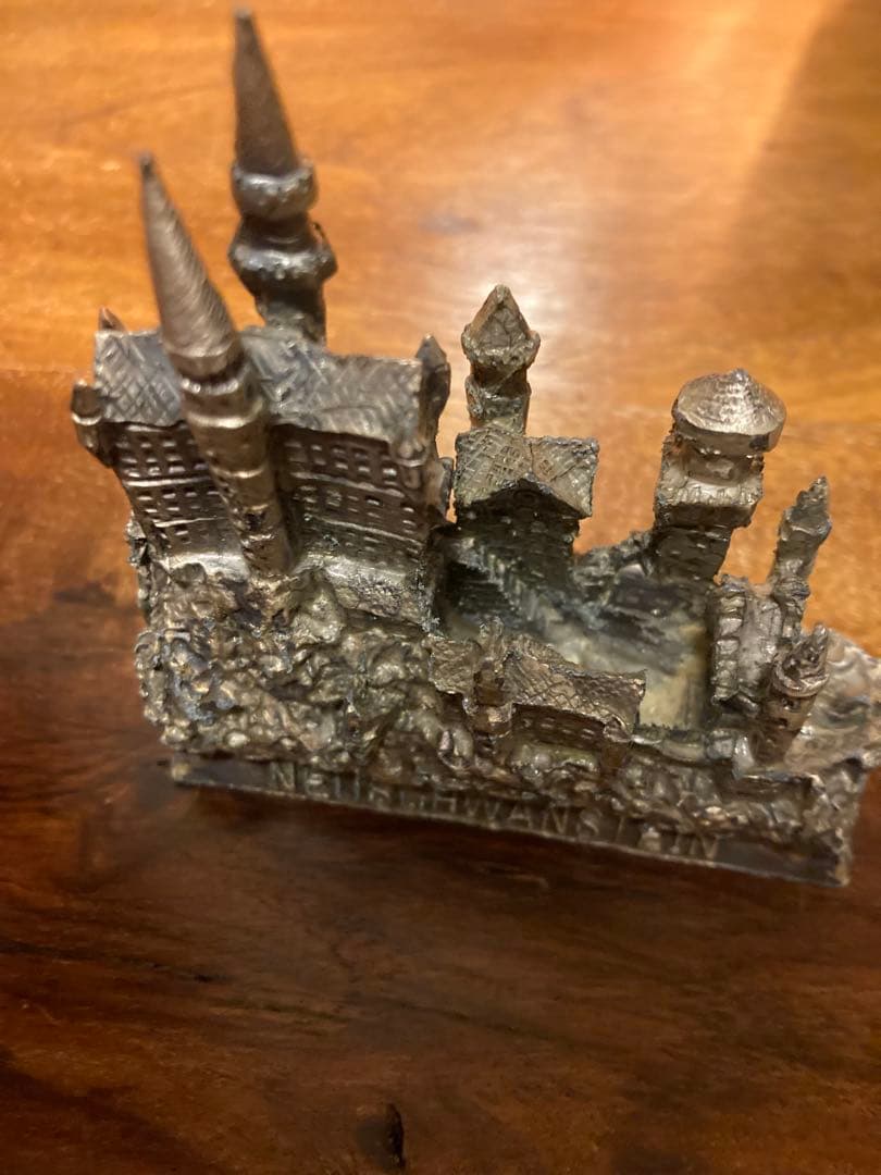 希少　ネオシュバンシュタイン城 ミニチュア 金属製